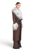 CAPPOTTO VESTAGLIA CON DETTAGLI IN ECO-PELLICCIA