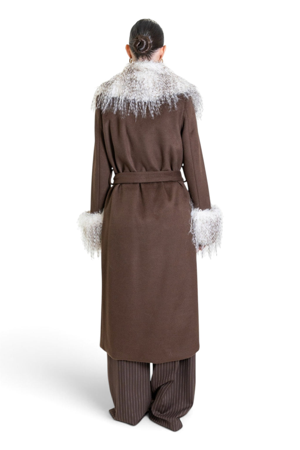 CAPPOTTO VESTAGLIA CON DETTAGLI IN ECO-PELLICCIA