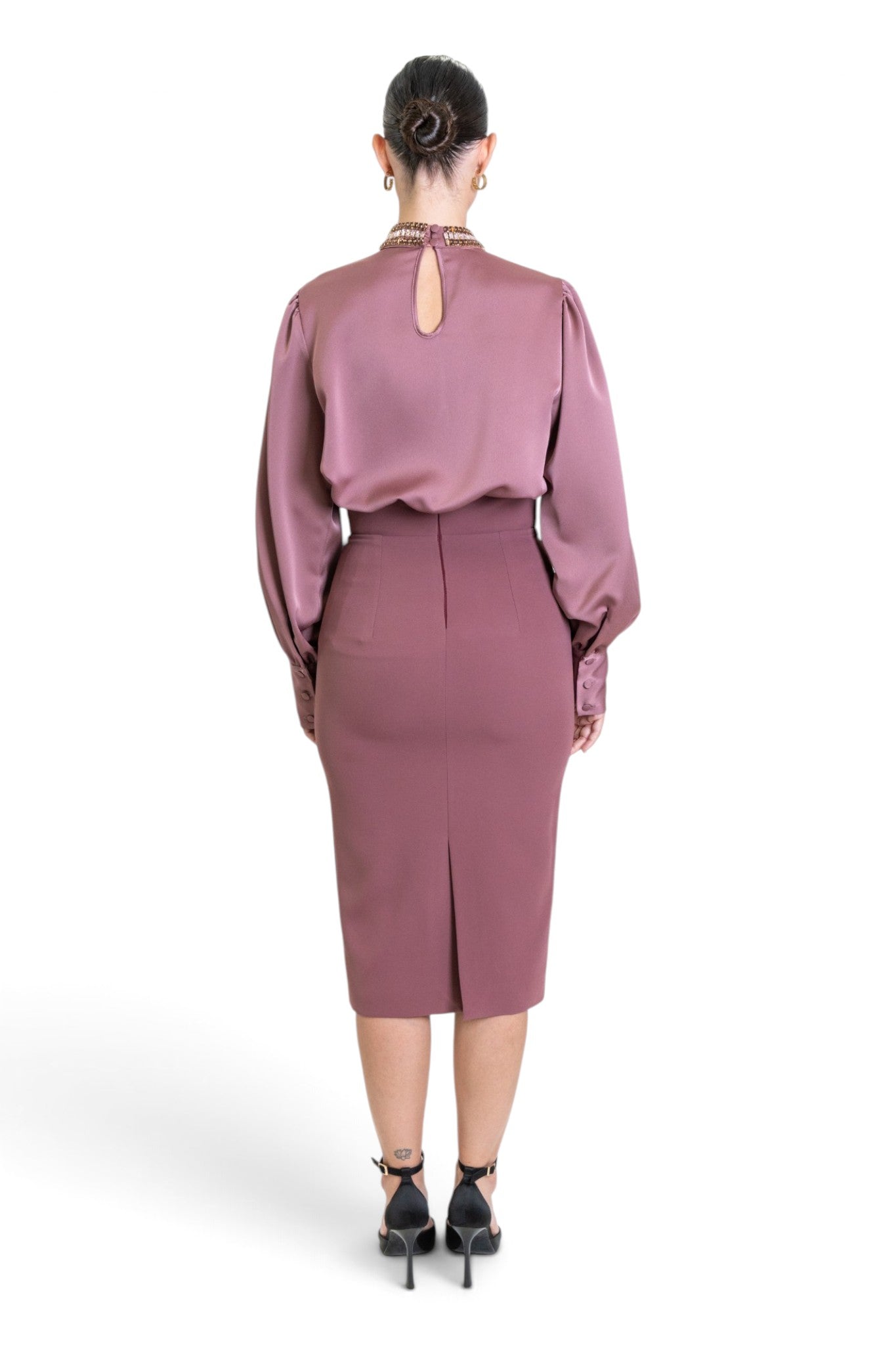BLUSA IN RASO CON APPLICAZIONI JEWEL